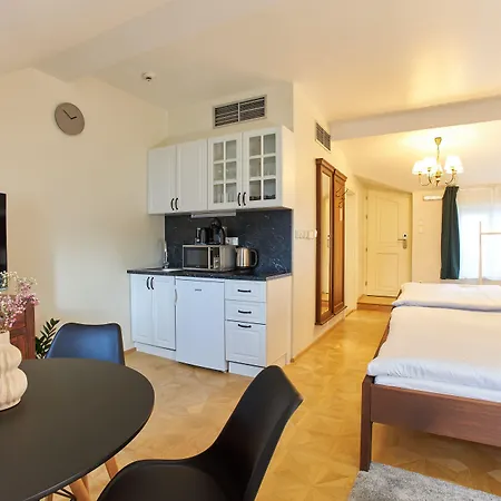 Apart-hotel River View By Charles bridge Praga