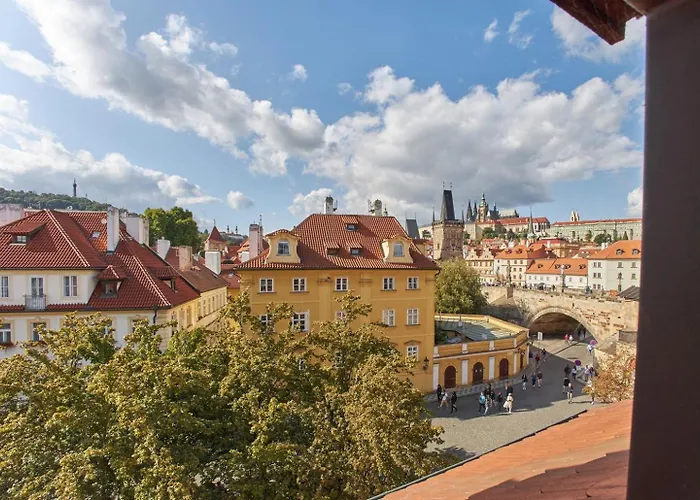 River View By Charles bridge Praag