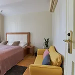 River View By Charles bridge Aparthotel 4*